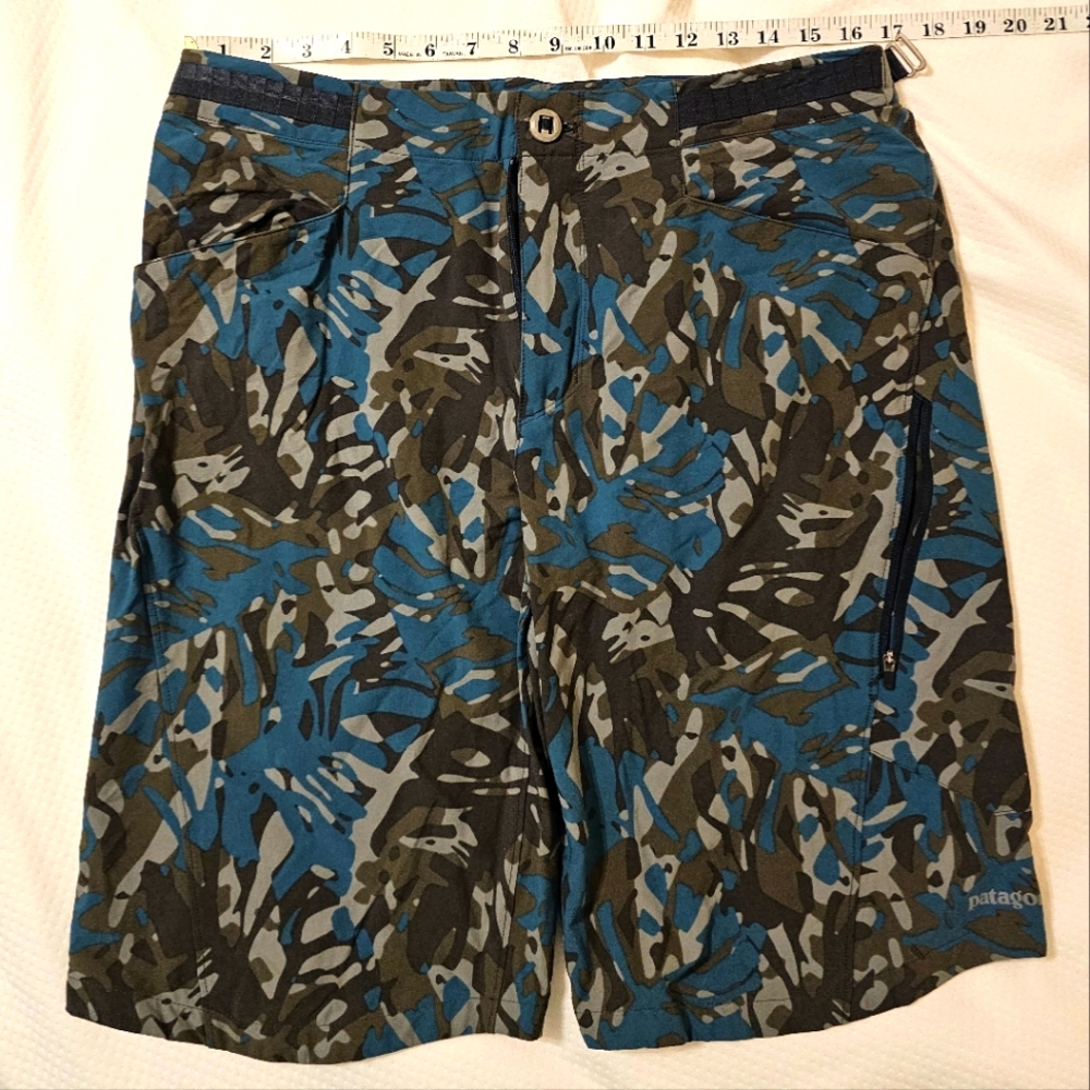 Patagonia MTB Shorts size 34